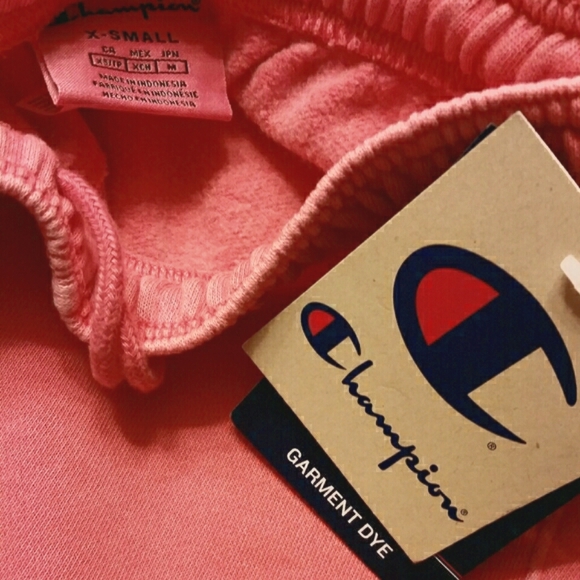 New Women's Champion High rise shorts - Picture 8 of 12